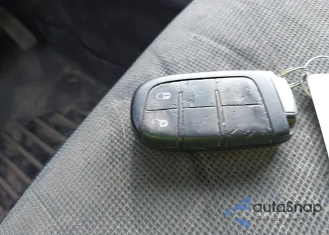 2015 Jeep Grand Cherokee Laredo z USA, uszkodzony, nr VIN 1C4RJFAG7FC133834